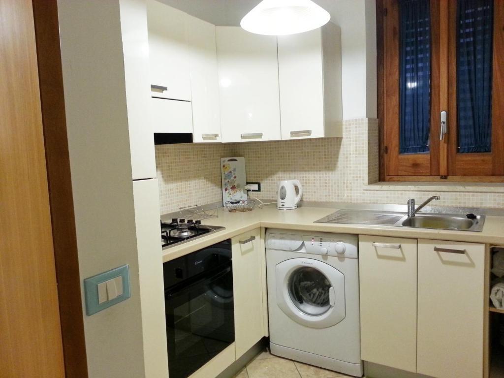Apartamento Il Cortile Fiorito Trapani Exterior foto